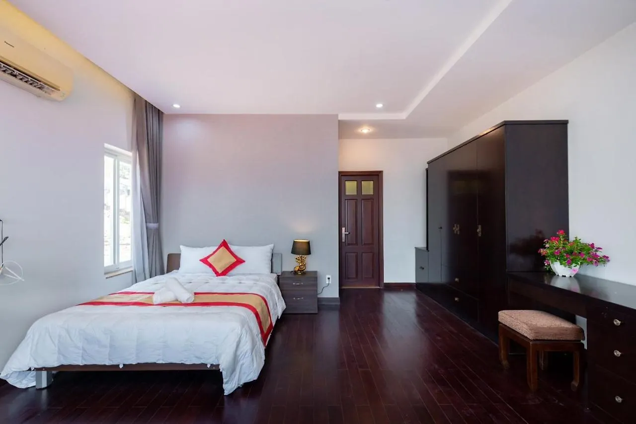 12 Tran Phu, Bai Truoc Villa Vung Tau Vietnam